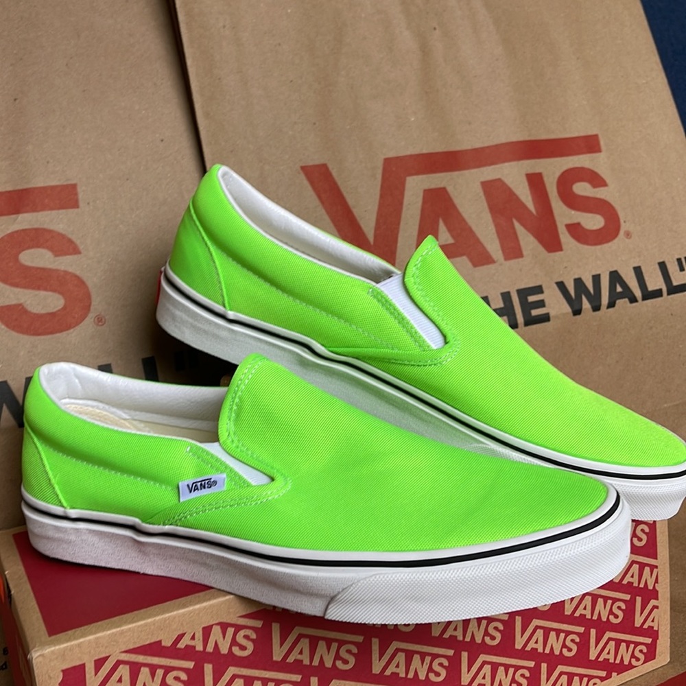 Vans Classic Slip On Neon Green Gecko/True White sneakers WMNS - Picture 8 of 16